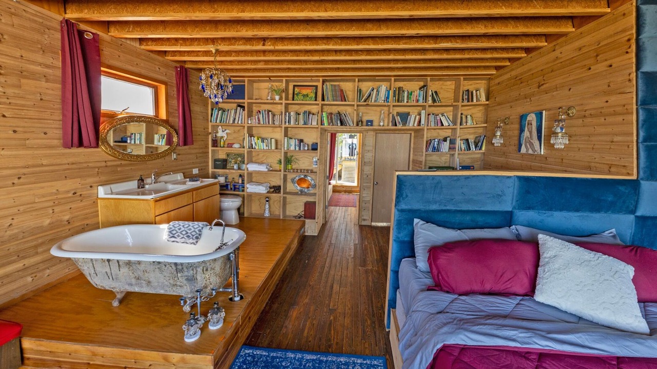 Photo of Bedroom in Wheeler