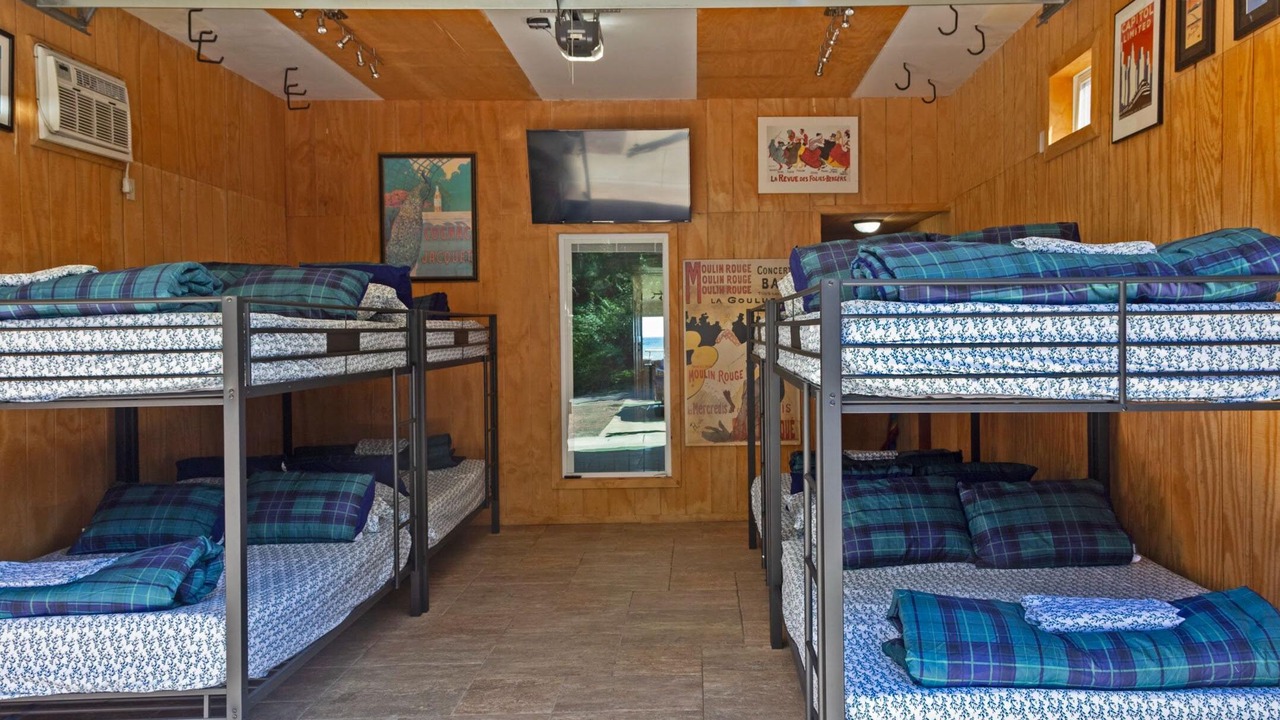 Photo of Bedroom in Wheeler