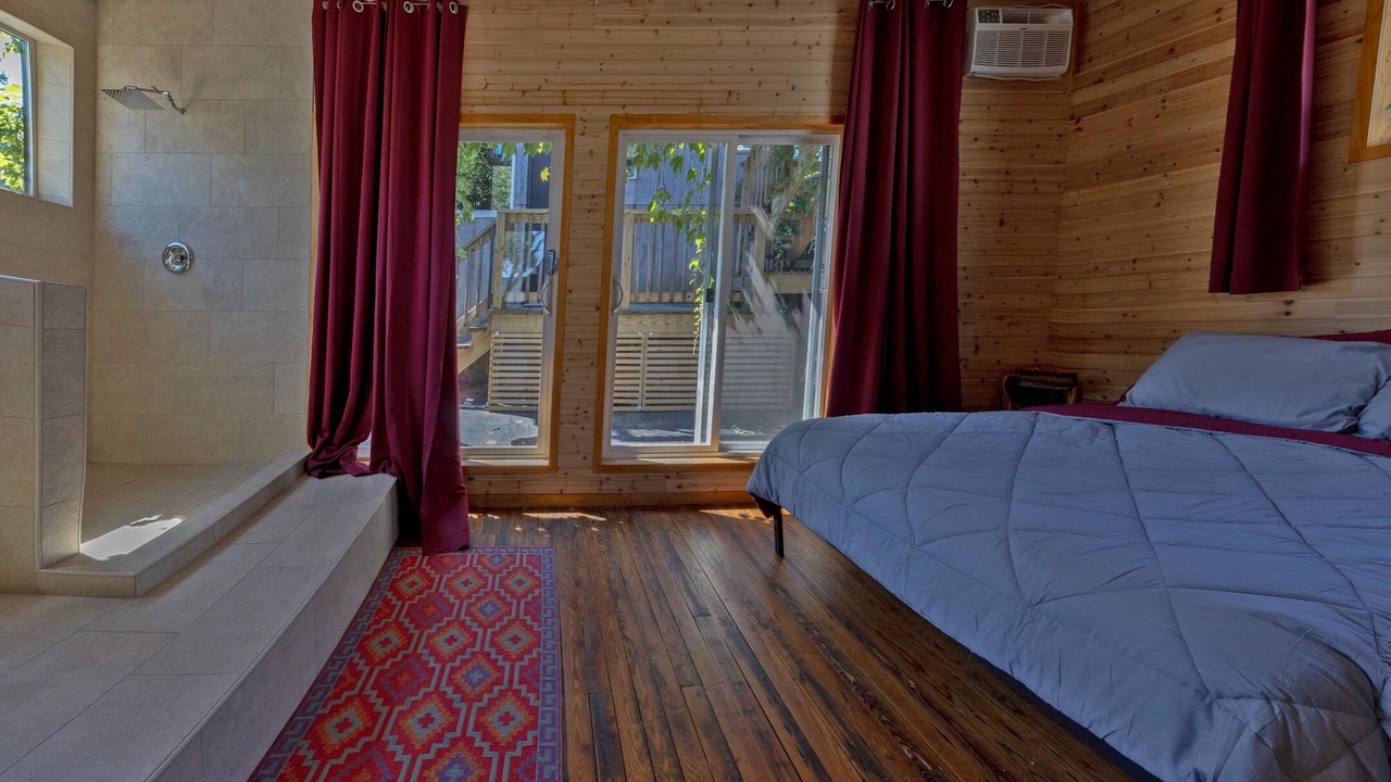 Photo of Bedroom in Wheeler
