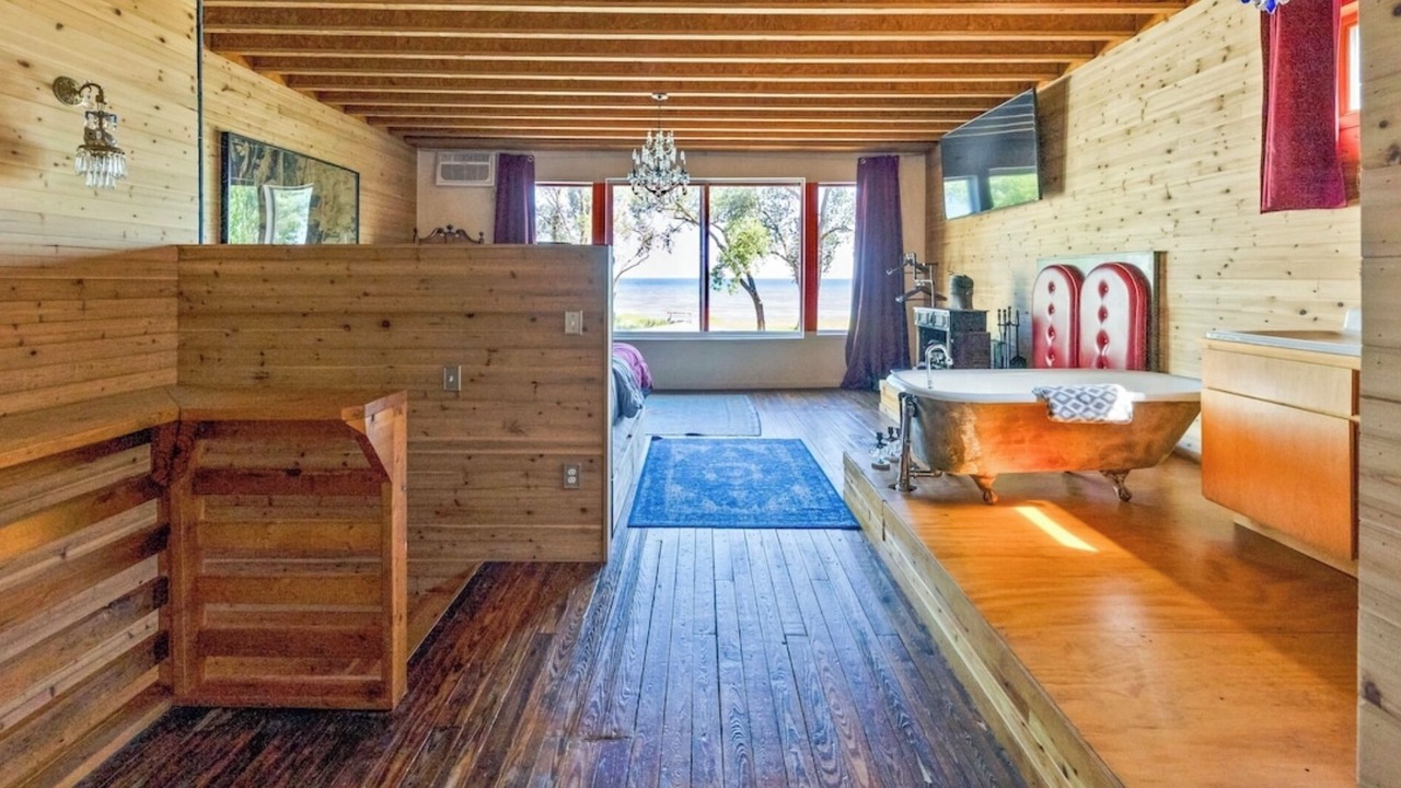 Photo of Bedroom in Wheeler