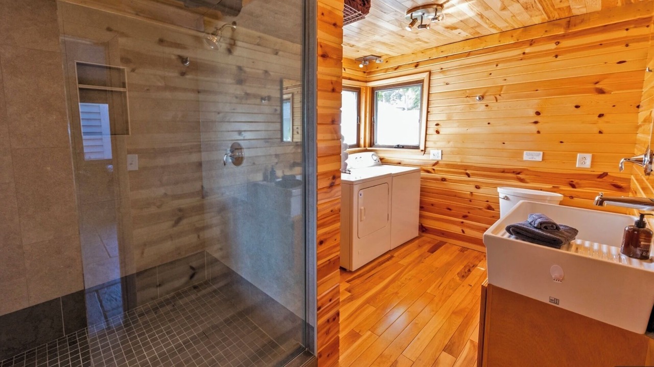 Photo of Bathroom in Wheeler