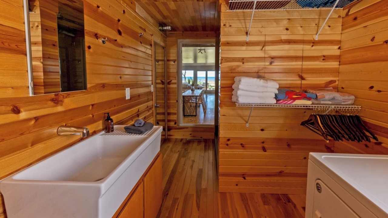 Photo of Bathroom in Wheeler