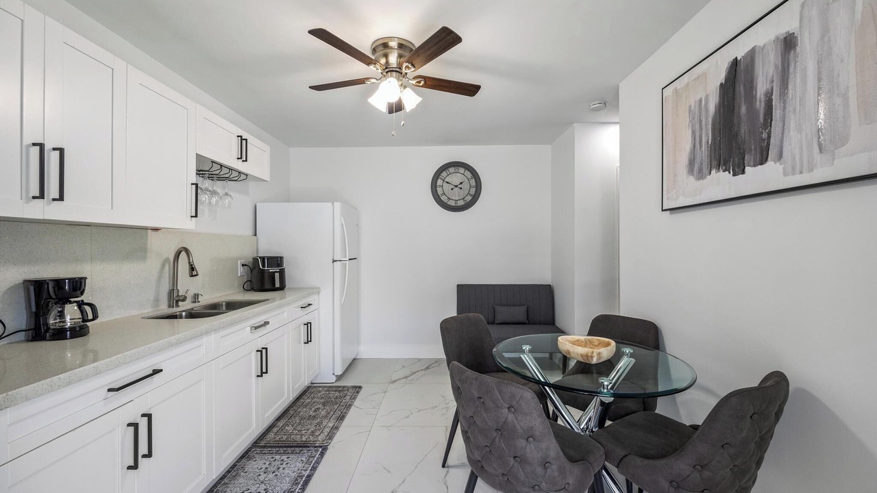 Photo of Kitchen in Carol City