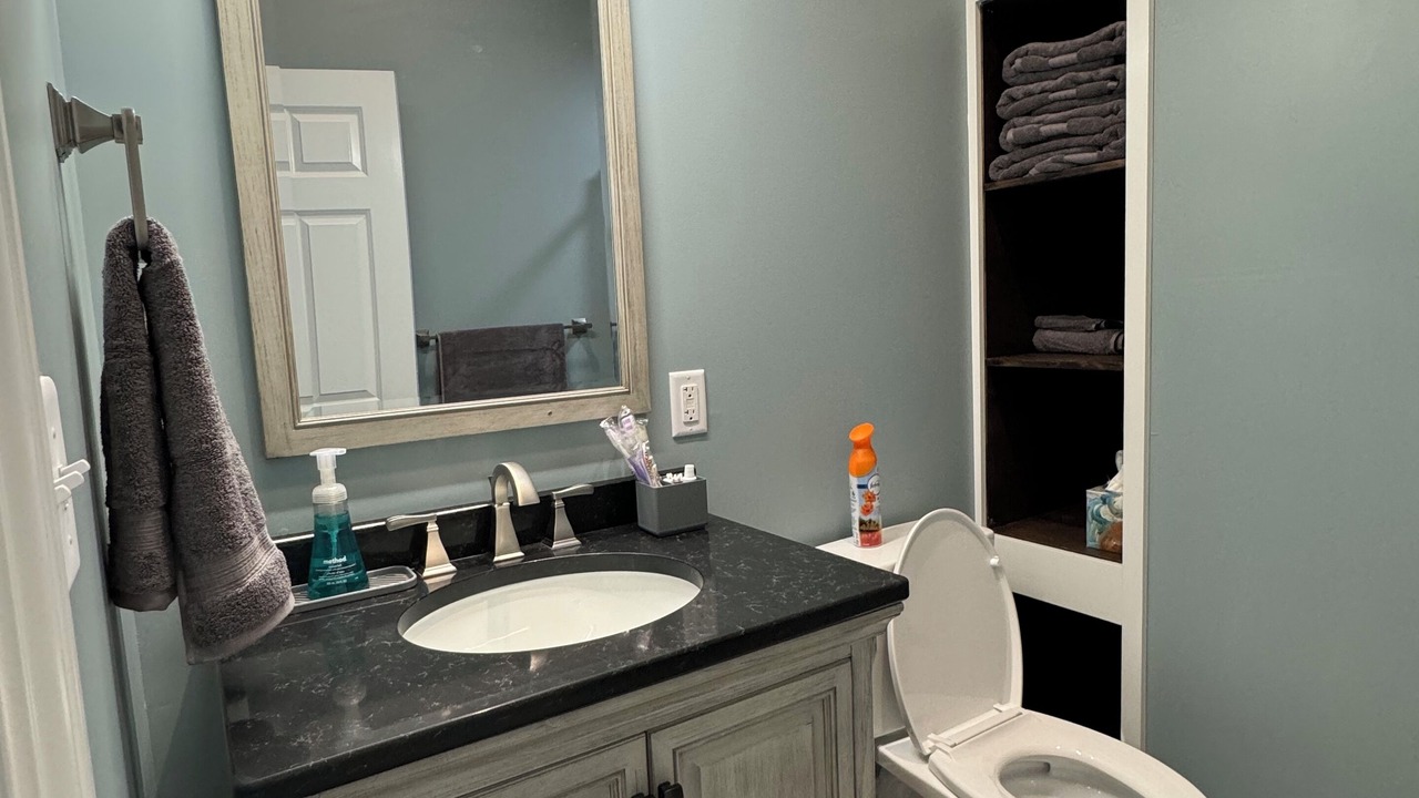 Photo of Bathroom in Babe Denny