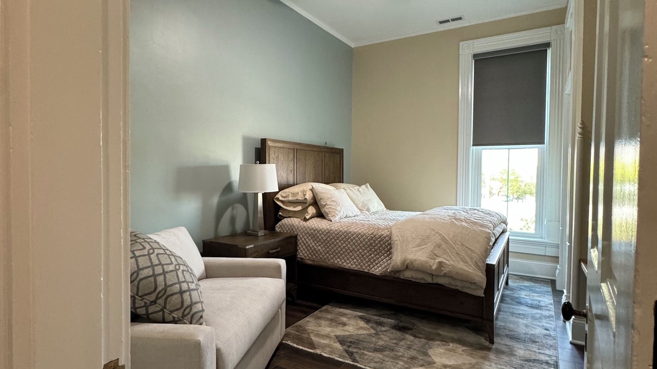 Photo of Bedroom in Babe Denny
