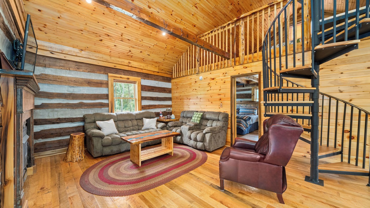 Photo of Livingroom in Craig Creek