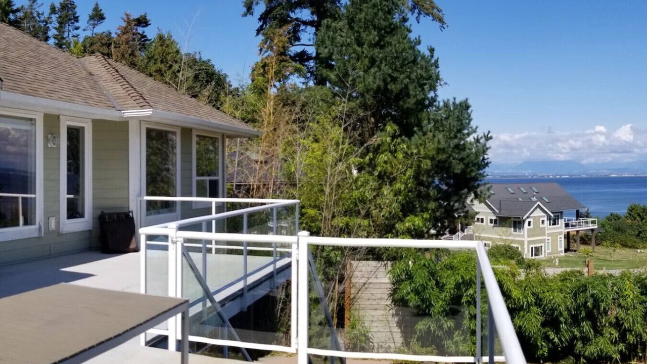 Photo of Patio Balcony in Point Roberts