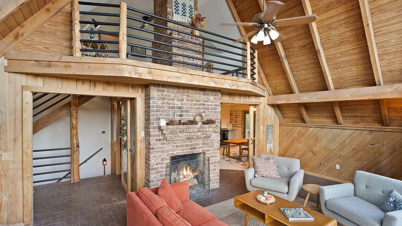 Photo of Livingroom in Front Royal
