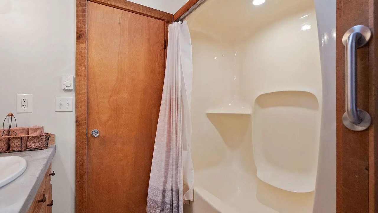 Photo of Bathroom in Front Royal