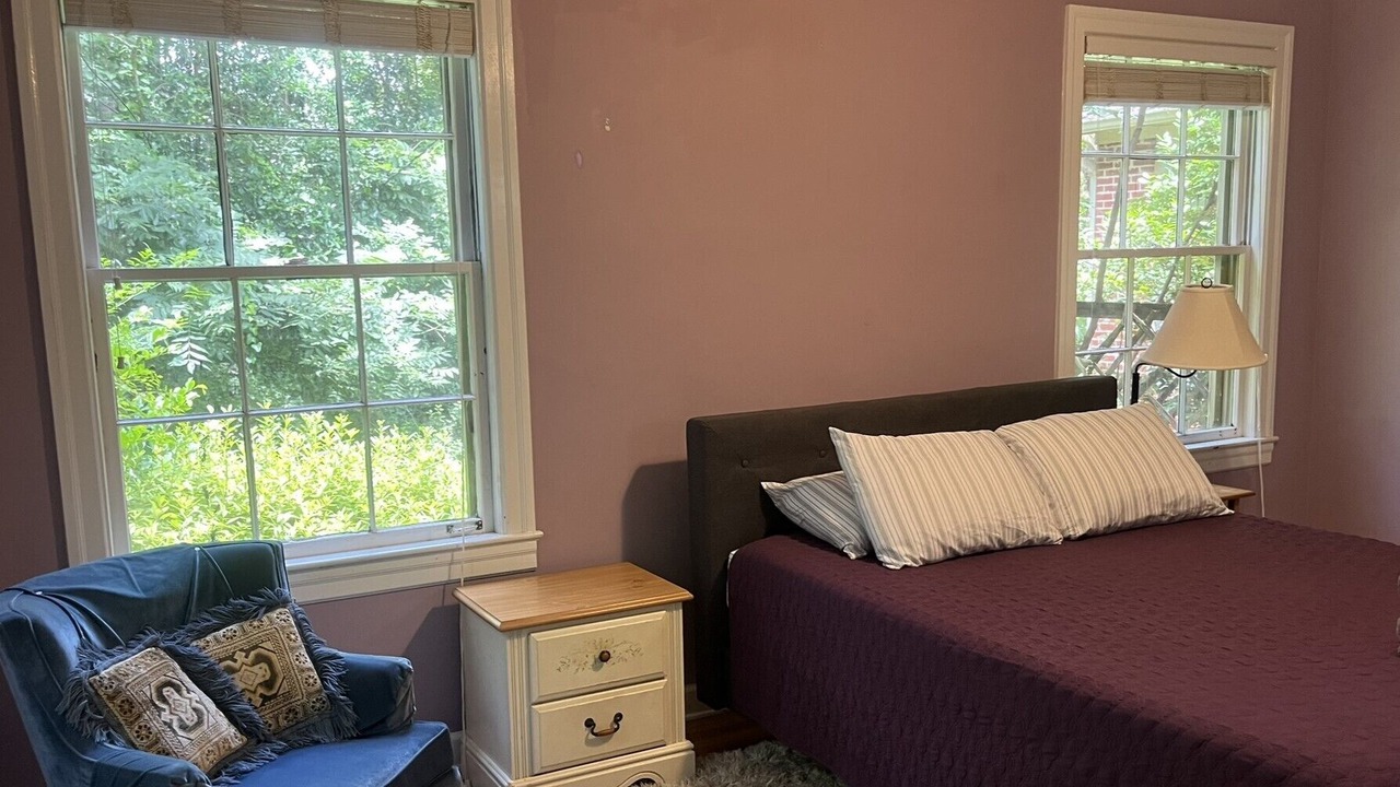 Photo of Bedroom in Tallahassee