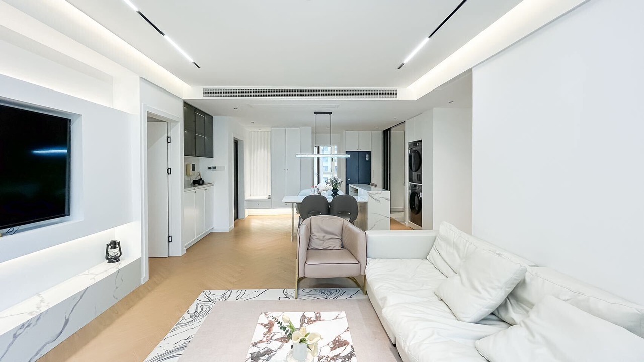 Photo of Livingroom in Downtown Shanghai