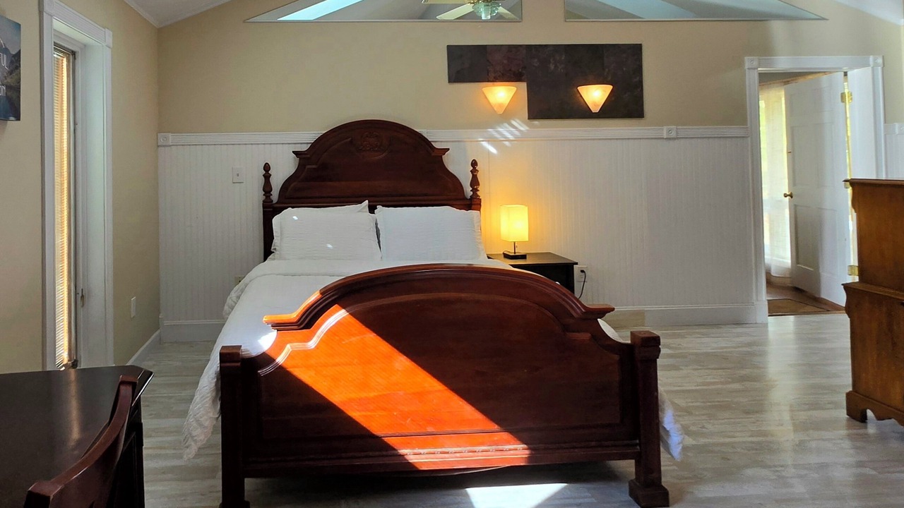 Photo of Bedroom in Fort Edward