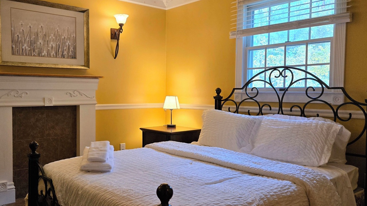 Photo of Bedroom in Fort Edward