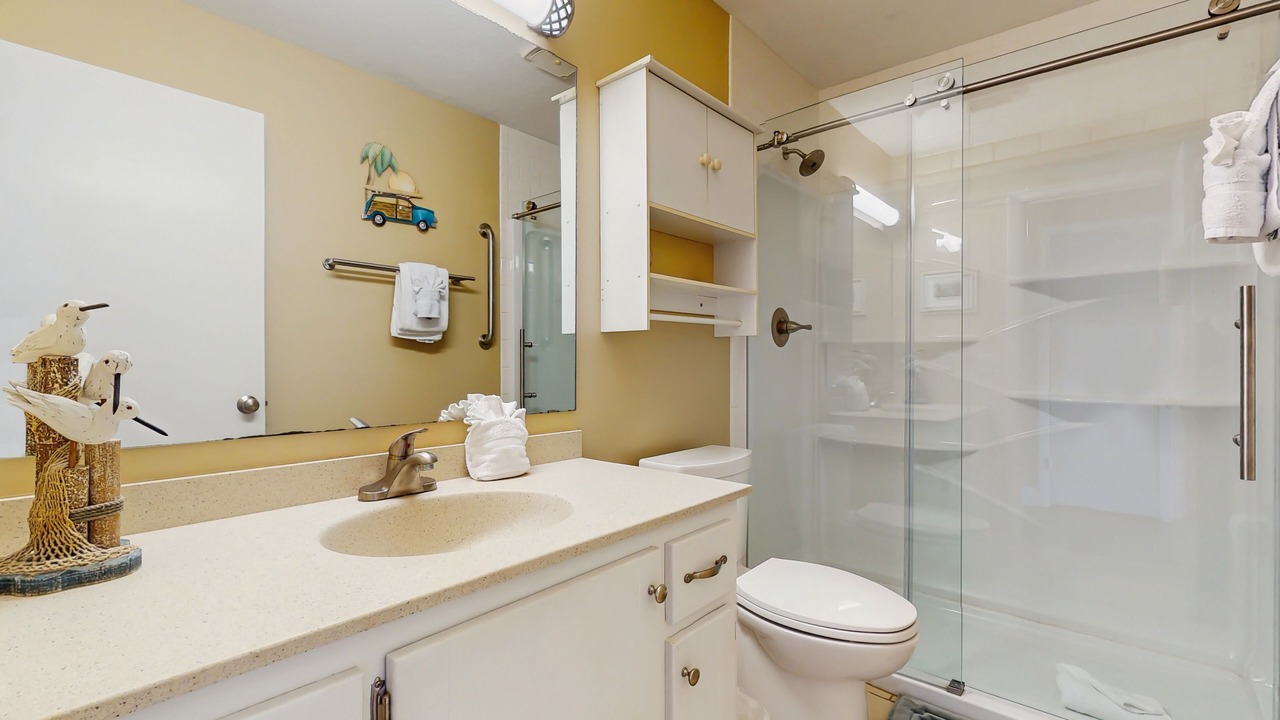 Photo of Bathroom in El Centro Beach