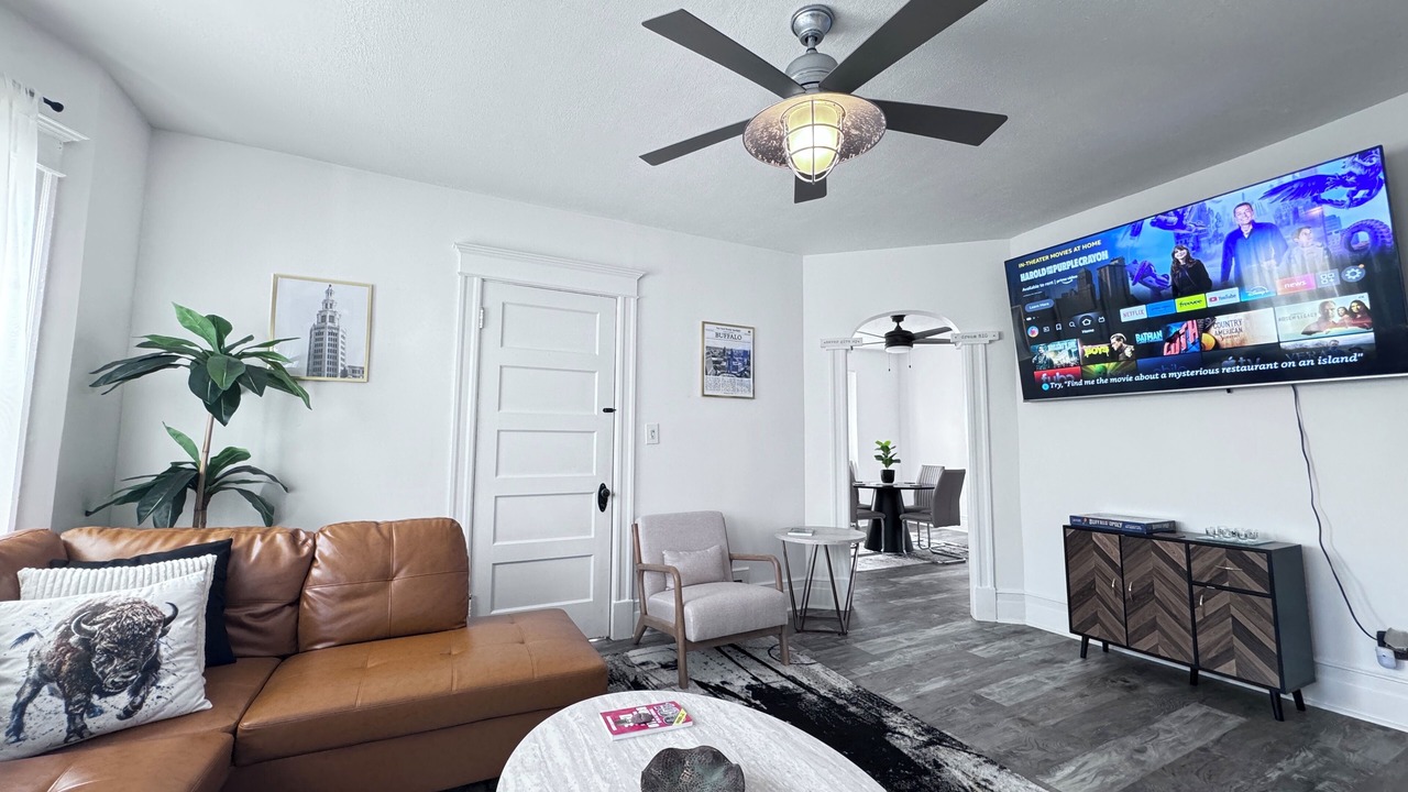 Photo of Livingroom in North Buffalo