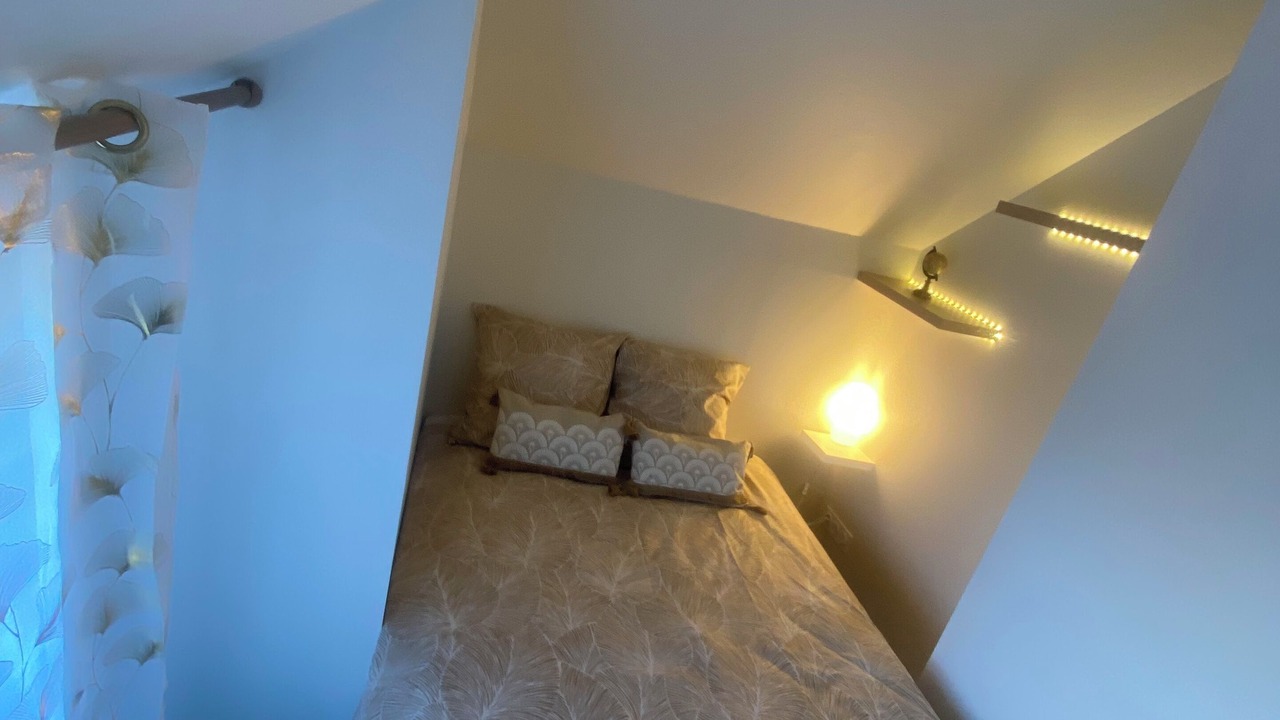 Photo of Bedroom in Dinan
