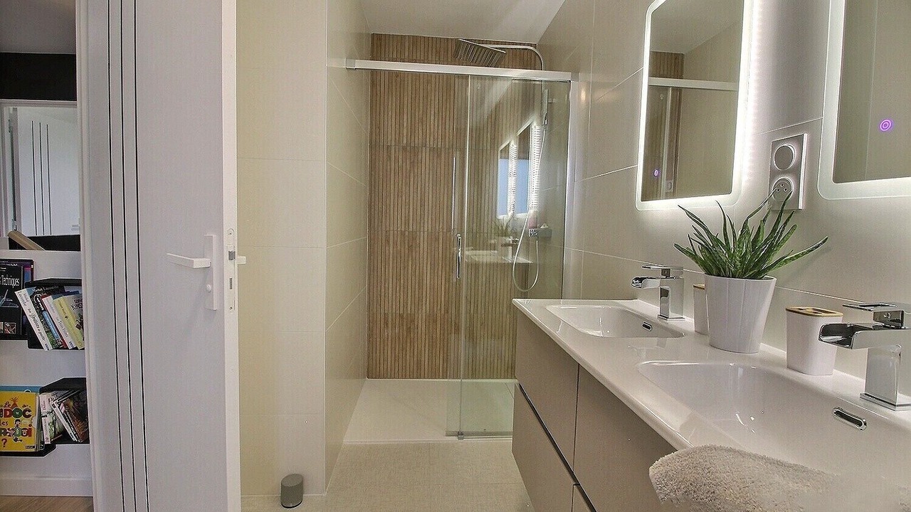 Photo of Bathroom in Saint-Bihy