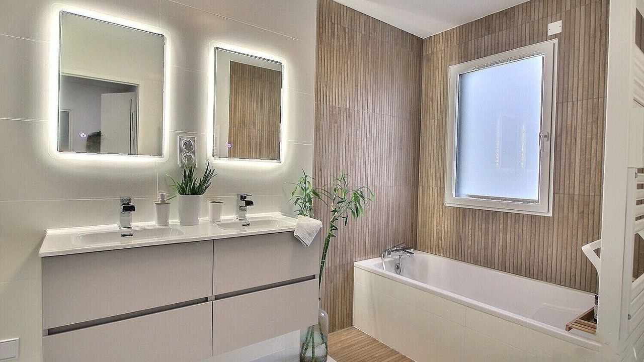 Photo of Bathroom in Saint-Bihy