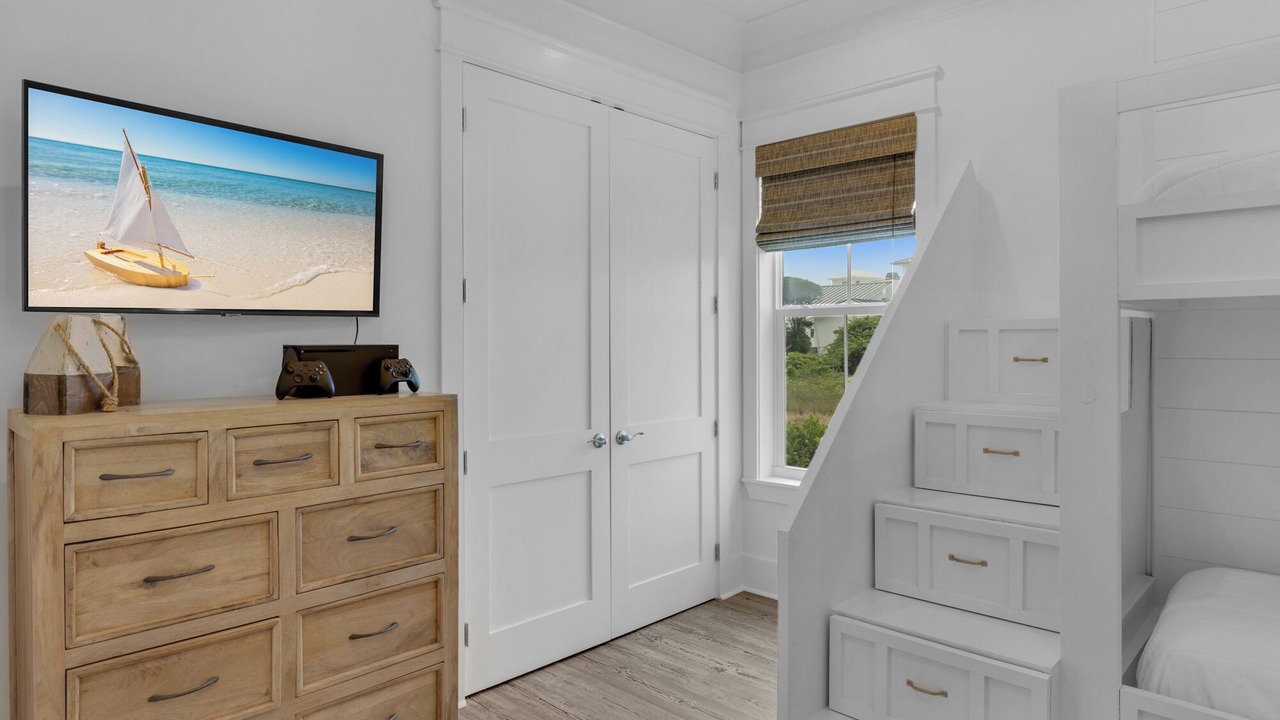Photo of Bedroom in Gulf Pines