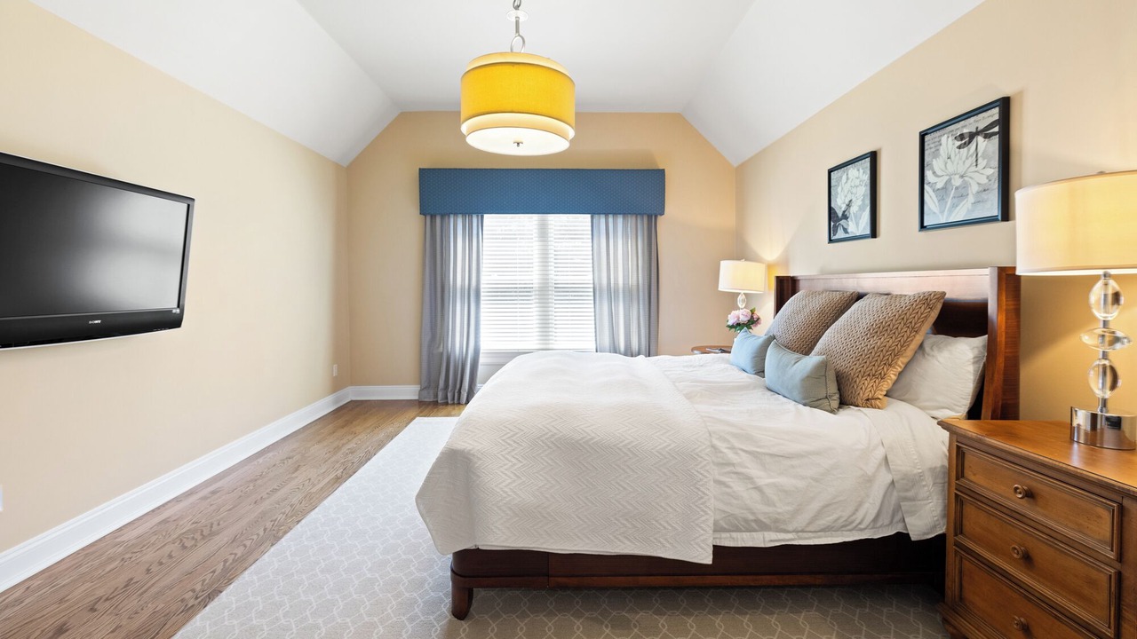 Photo of Bedroom in Quogue