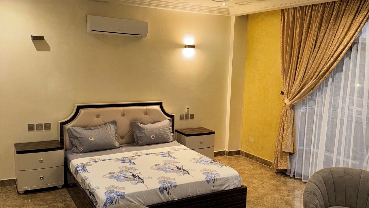Photo of Bedroom in Brazzaville