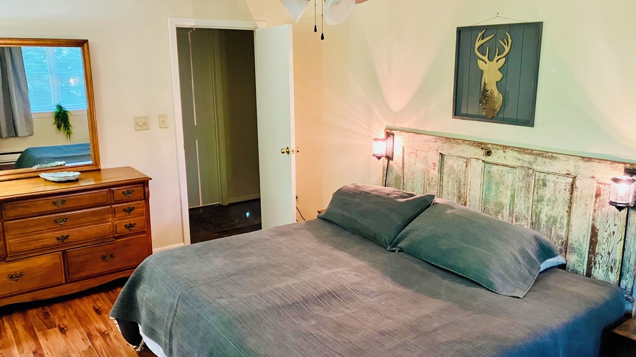 Photo of Bedroom in Batesville