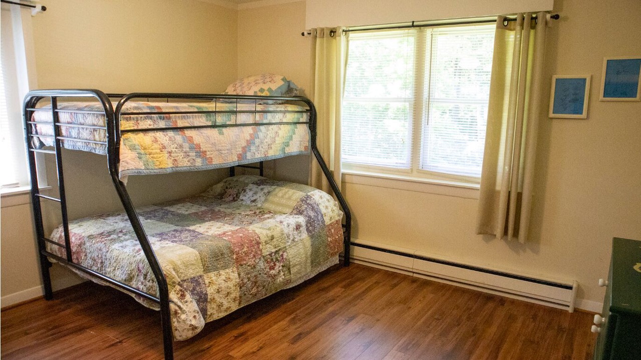 Photo of Bedroom in Batesville