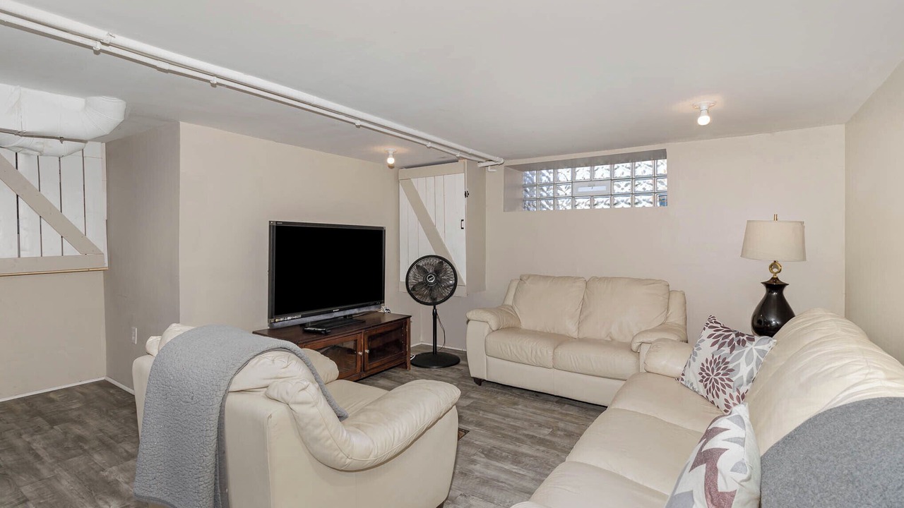 Photo of Livingroom in Corryville