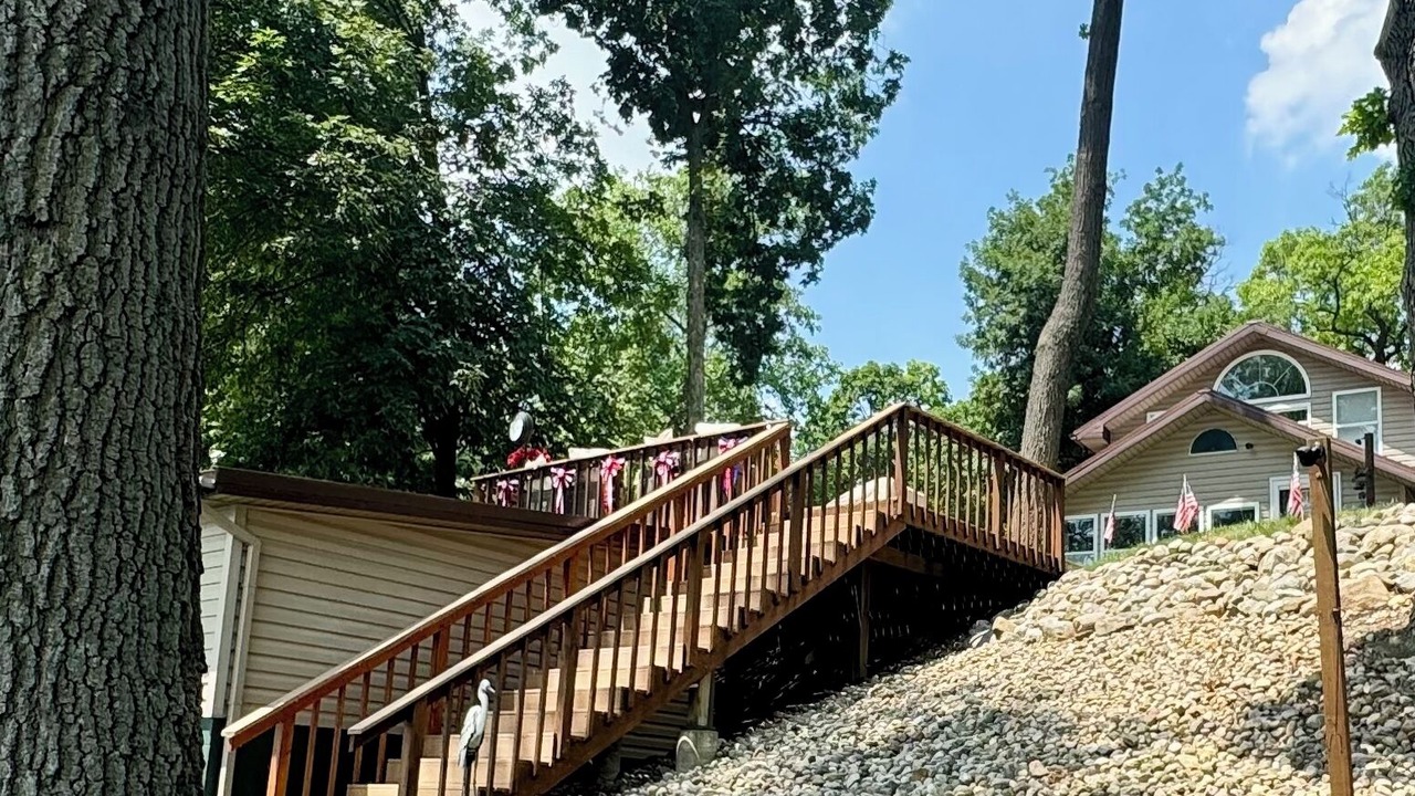 Photo of Outdoor in Howe