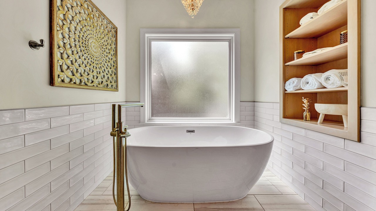 Photo of Bathroom in North Shore