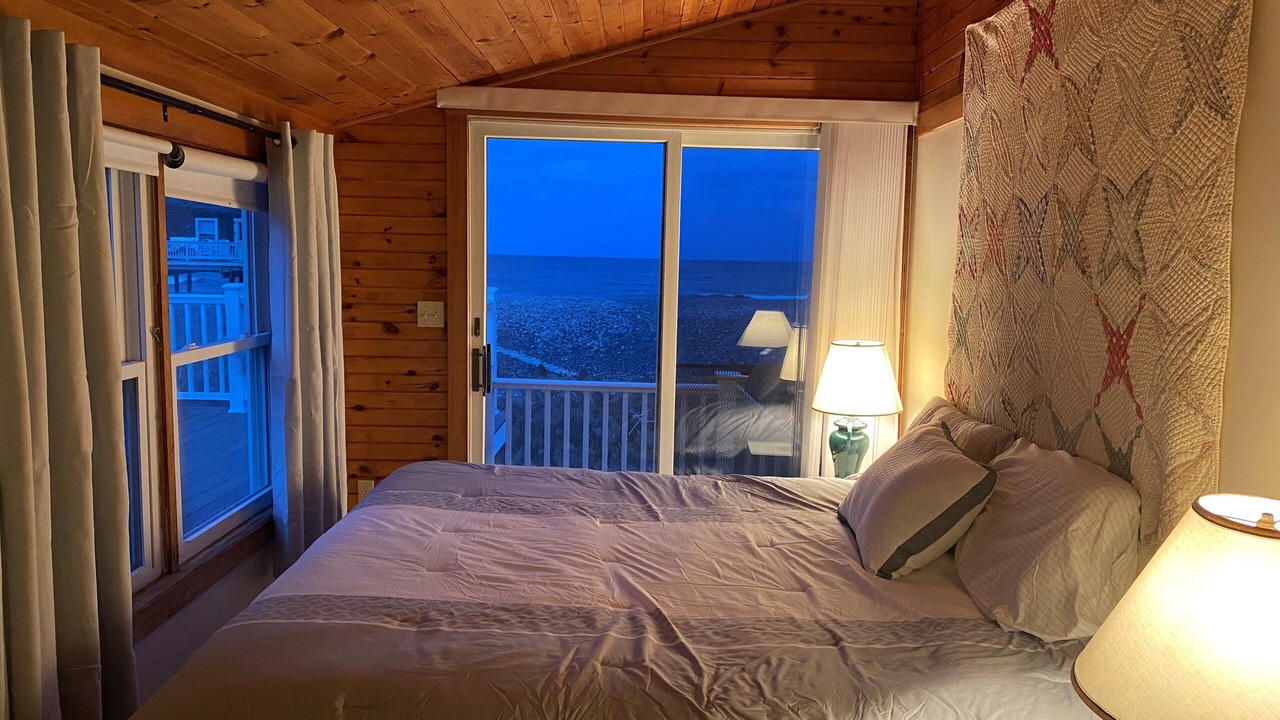 Photo of Bedroom in Minot