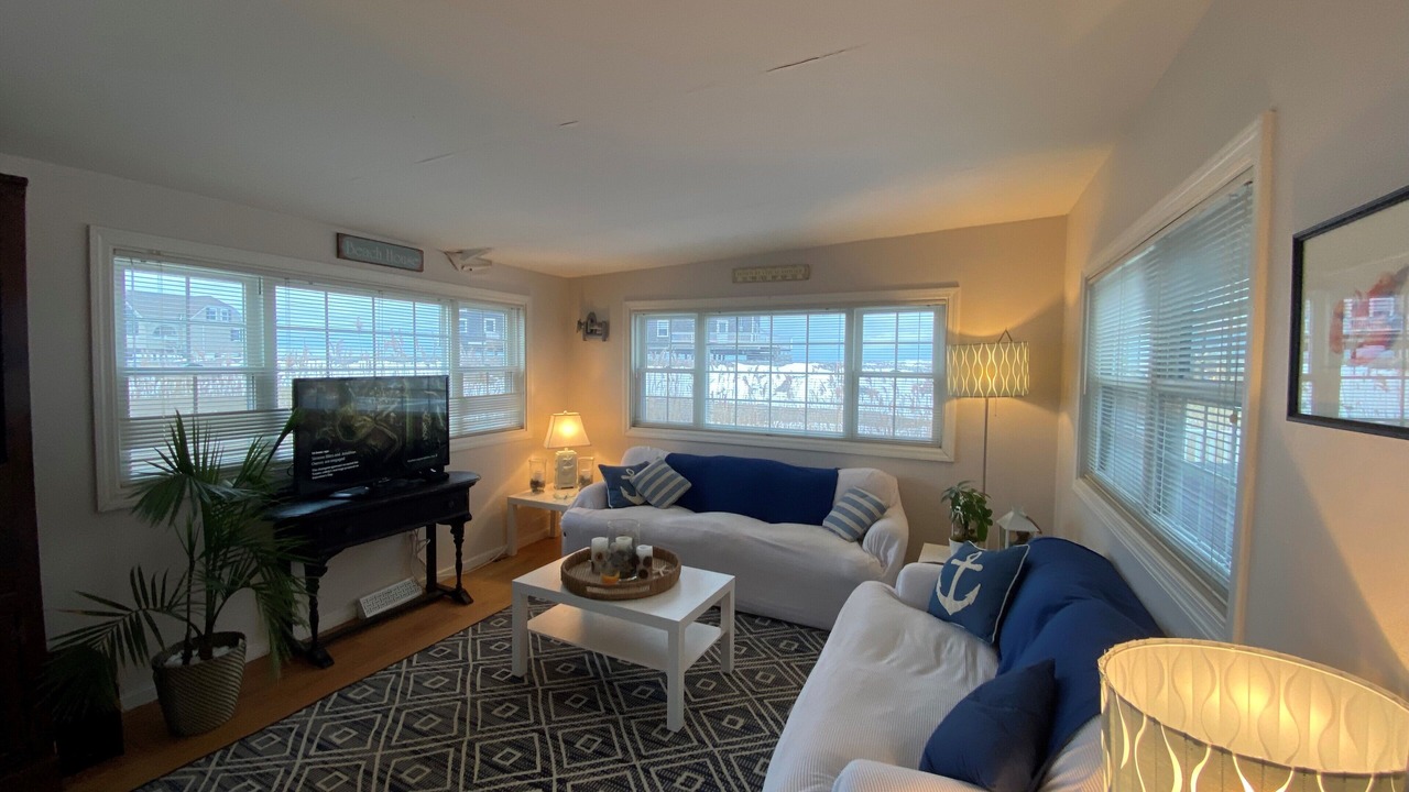 Photo of Livingroom in Minot