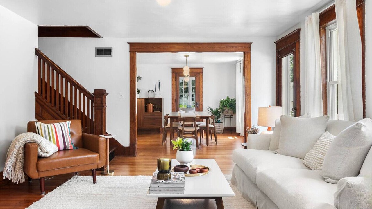 Photo of Livingroom in Bovina Center