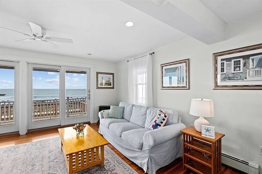 Photo of Livingroom in Scituate