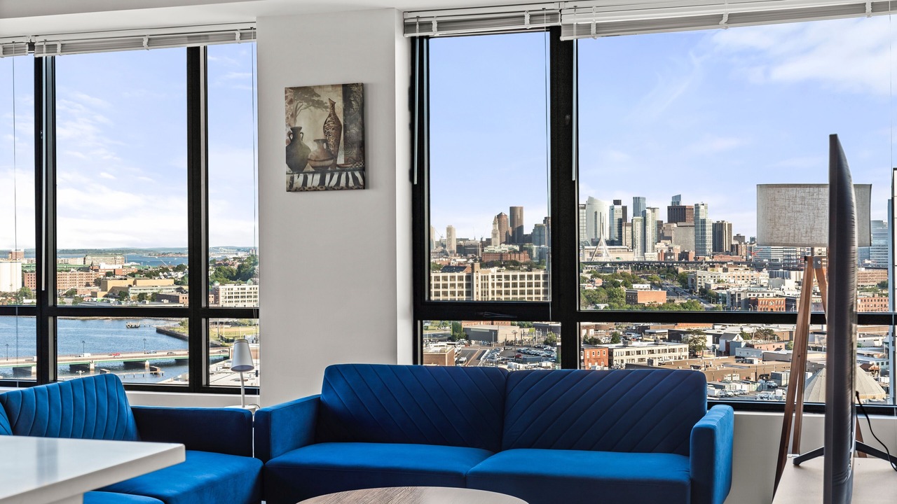 Photo of Livingroom in Assembly Square