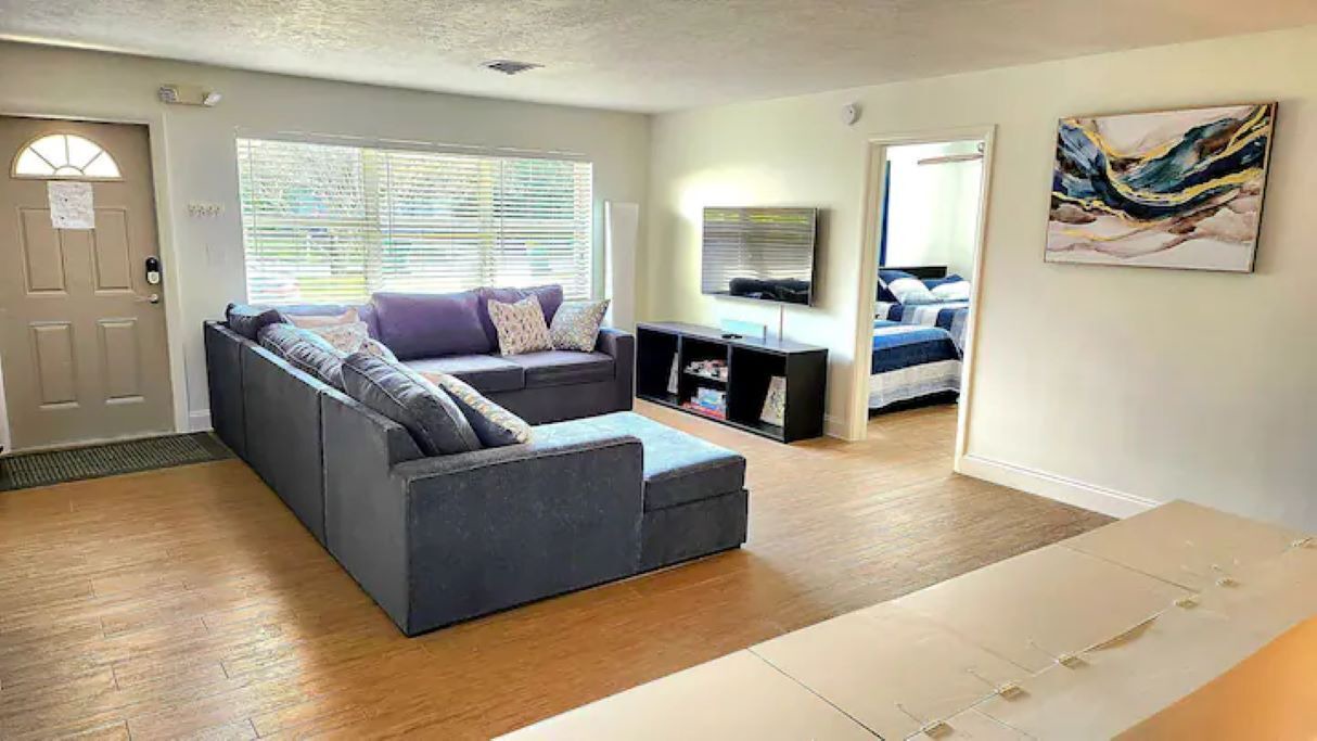 Photo of Livingroom in Cocoa Isles