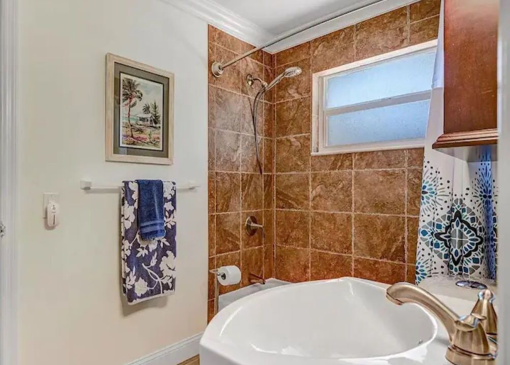 Photo of Bathroom in Cocoa Isles