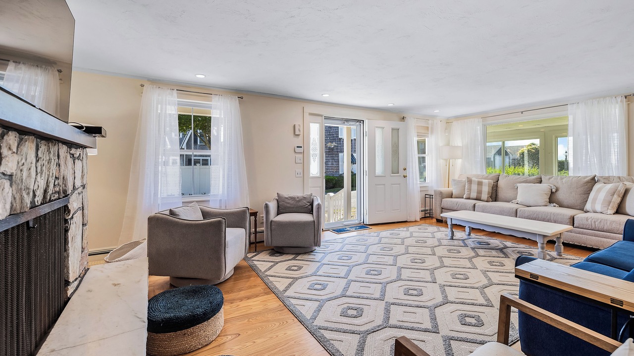Photo of Livingroom in Harwich Port