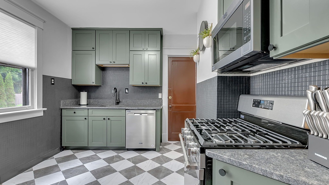 Photo of Kitchen in Front Park