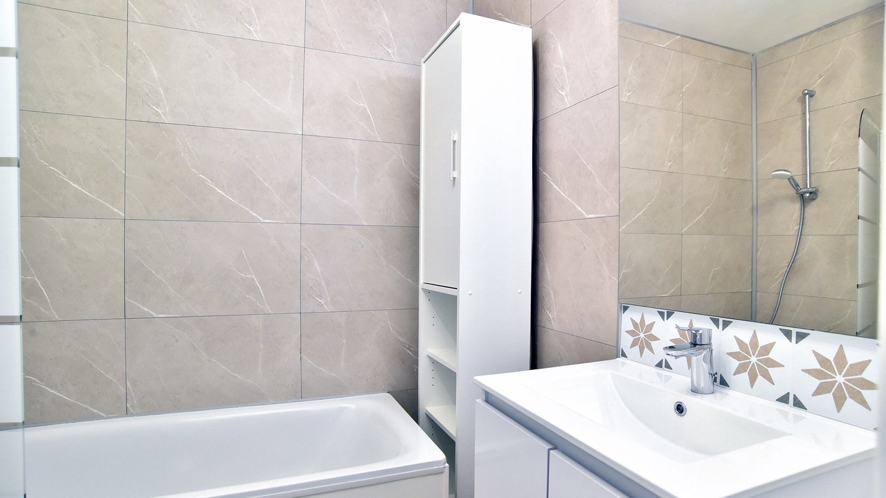 Photo of Bathroom in Matignon