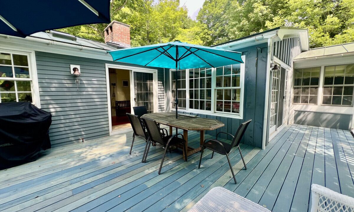 Photo of Outdoor in West Arlington