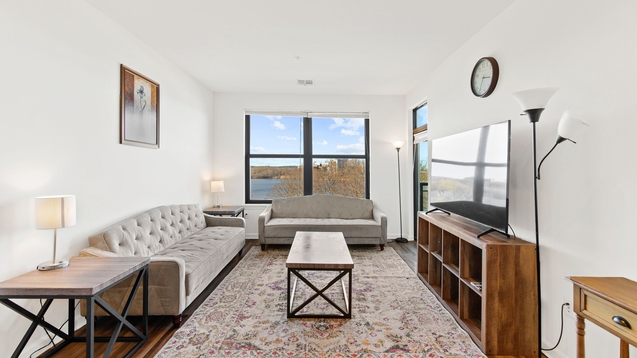 Photo of Livingroom in Assembly Square