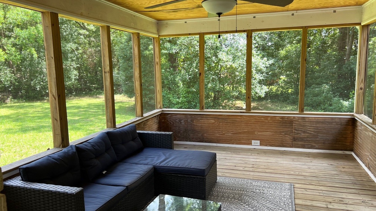 Photo of Livingroom in Valdosta