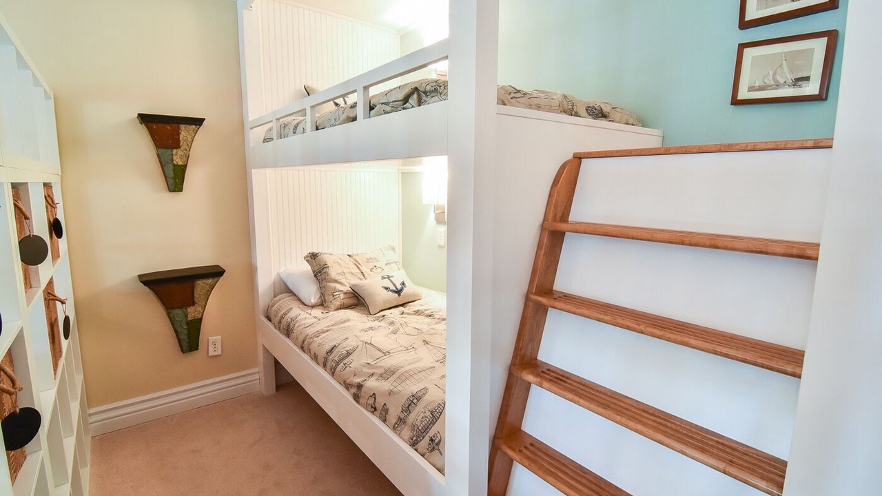Photo of Bedroom in Greenbush