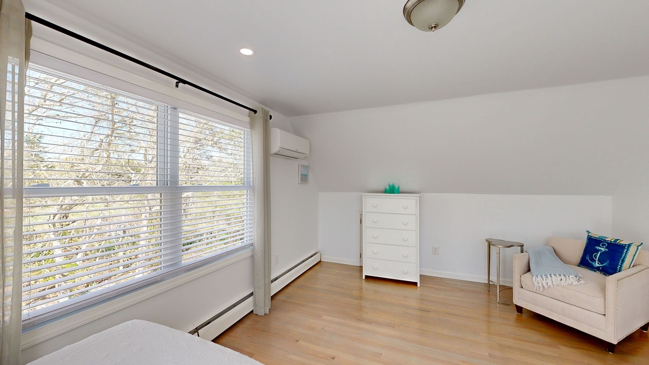 Photo of Bedroom in Katama