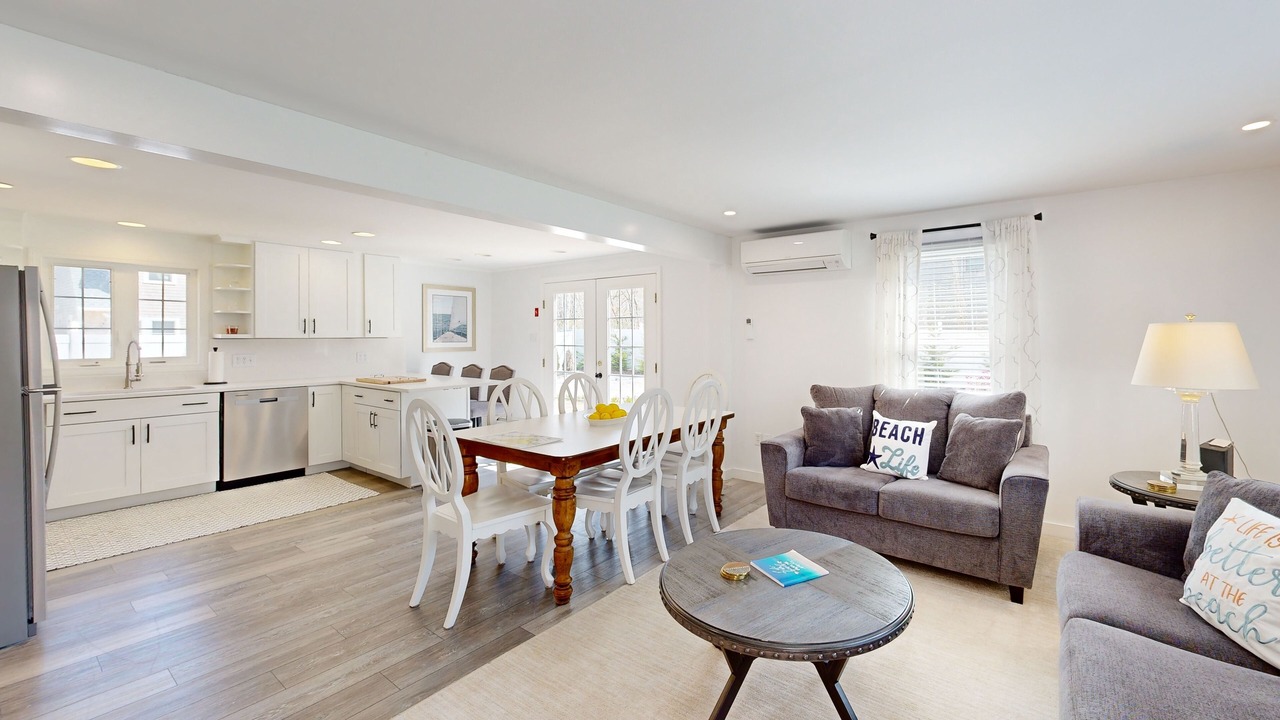 Photo of Livingroom in Katama