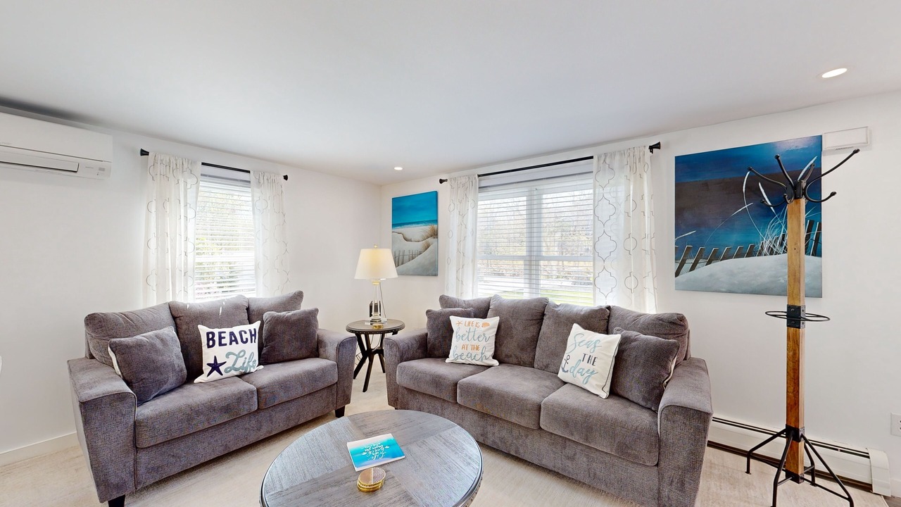 Photo of Livingroom in Katama
