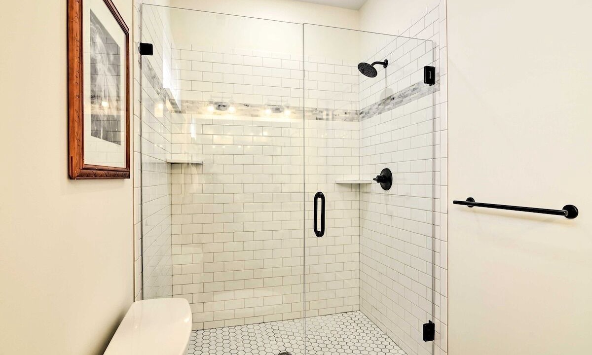 Photo of Bathroom in East Ocean View