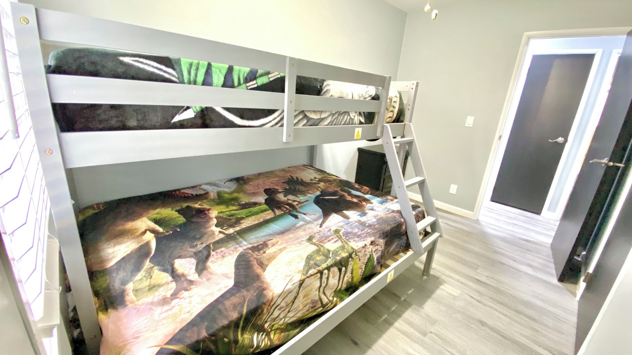 Photo of Bedroom in Speedway