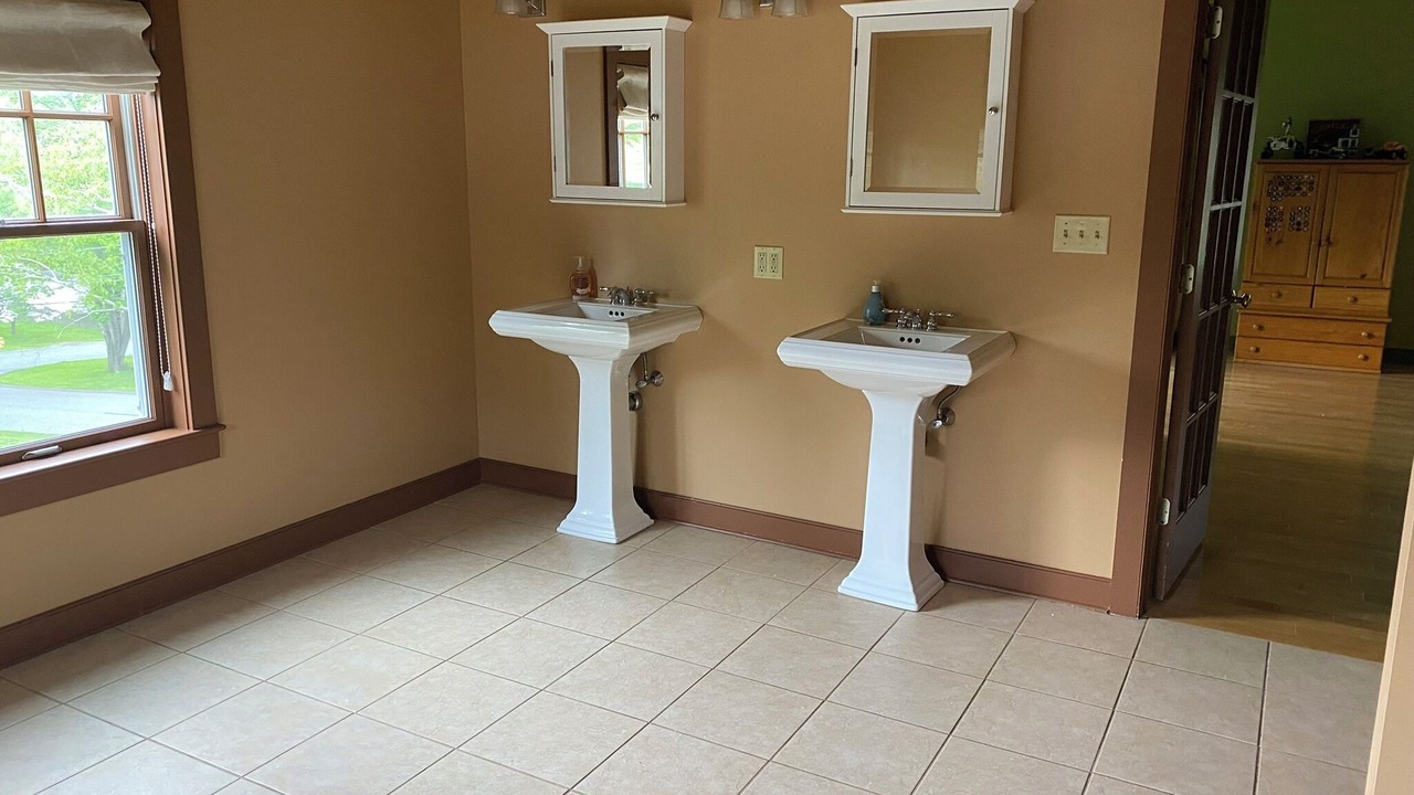 Photo of Bathroom in Williamstown